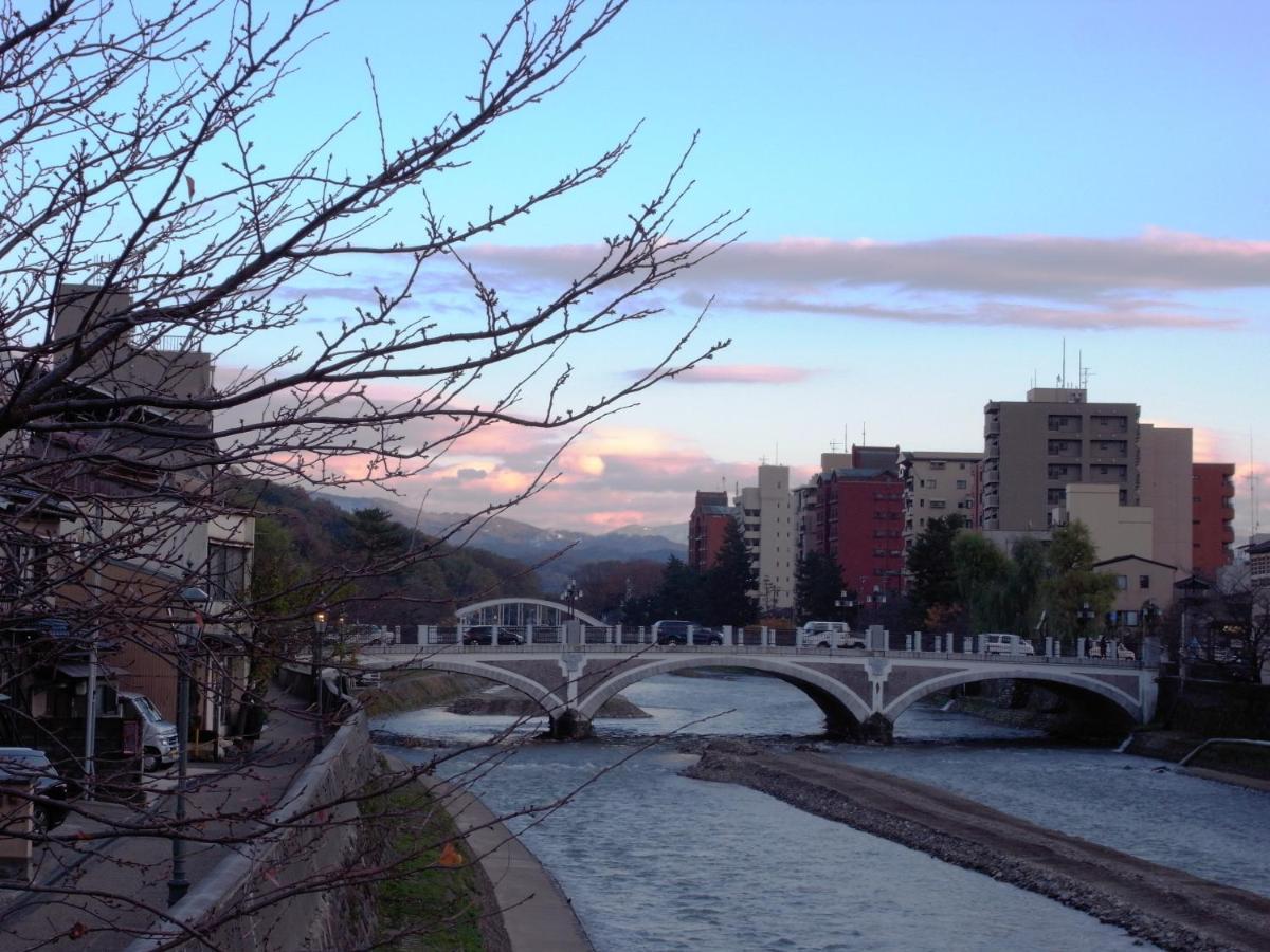 Ryokan Yamamuro Kanazawa Exteriör bild